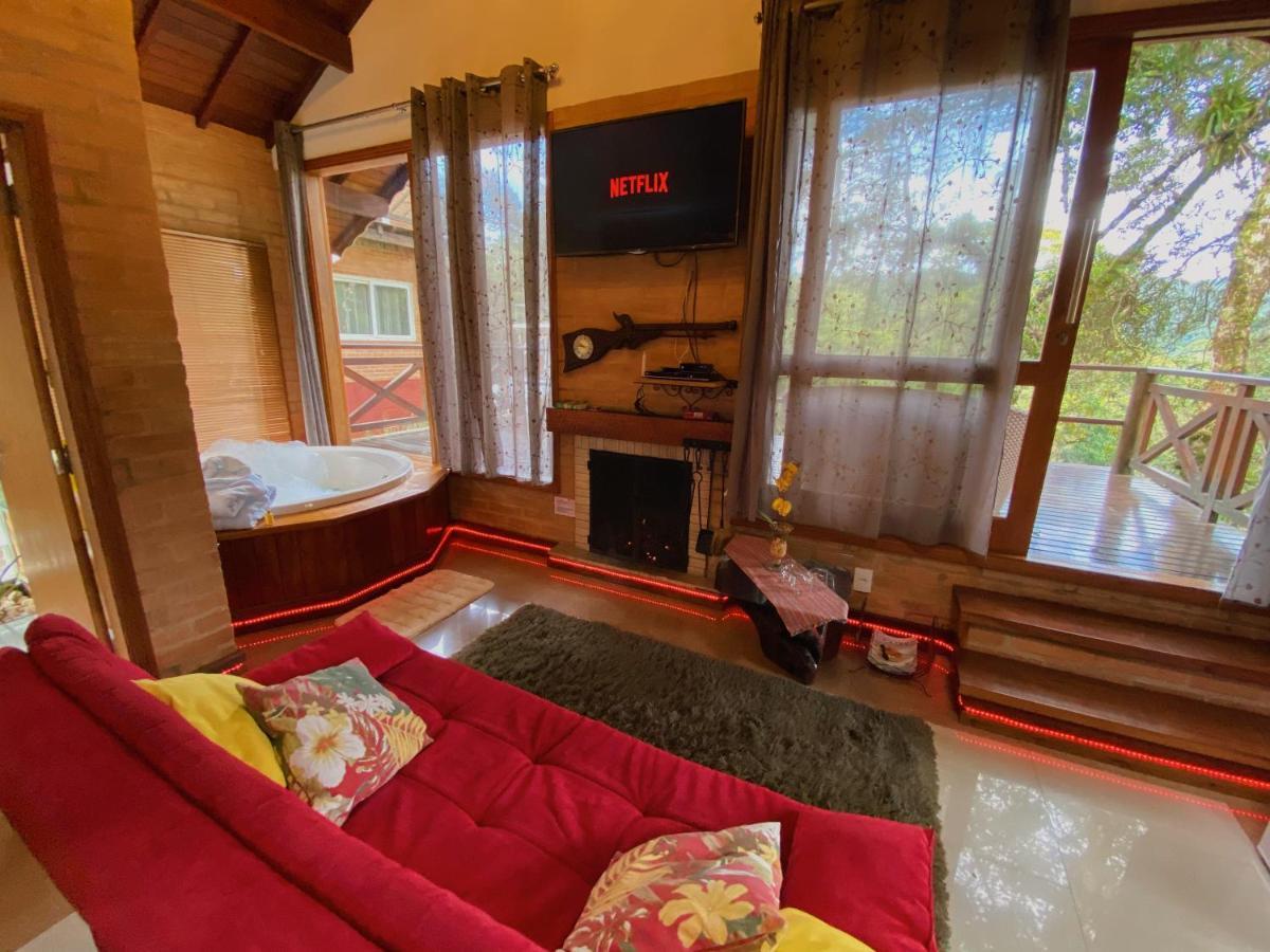 Deluxe King Suite,1175720365:JPEG